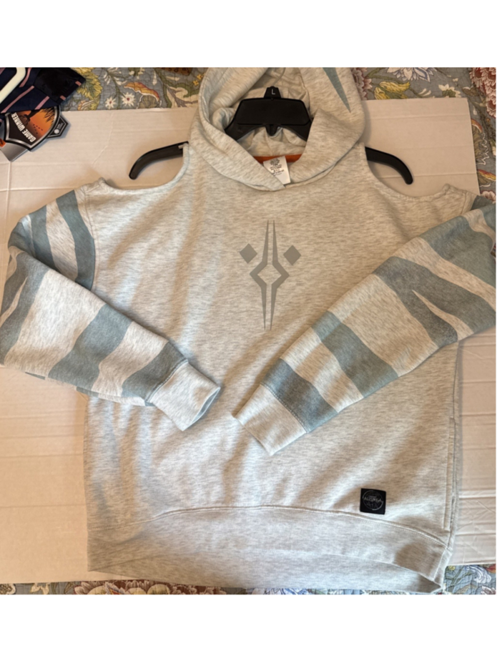 Ahsoka Tano Women’s Sweatshirt Official Disney Parks Medium Star Wars